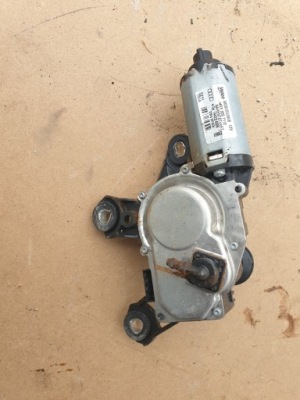 Моторчик дворники задняя 8e9955711e фото №1