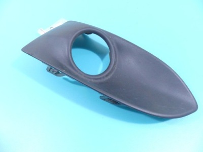 Заглушка бампера ліва протитуманної фари рамка peugeot 301 фото №1