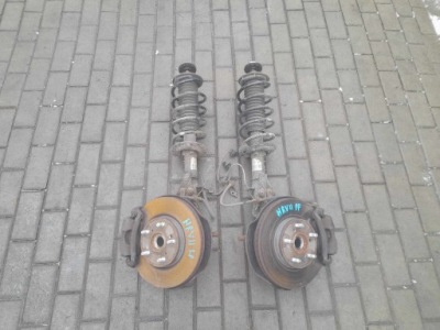 Honda hrv ii 15- поворотный кулак перед левая 1.6 d фото №1