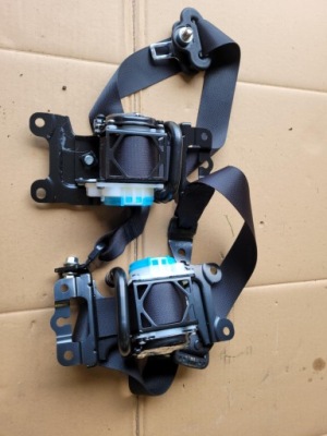 Pas перед передній лівий правий mazda mx-30 2021 фото №1