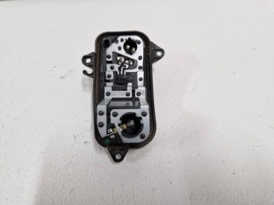 Opel crossland x вкладыш лампы правый задний  задний 207989 207986 фото №1