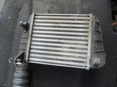 Audi a4 b7 3.0 tdi інтеркулер 8e0145806l фото №1