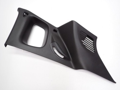 Пластик защита стойка багажника правый задний  735712744 jeep compass ii 22r фото №1