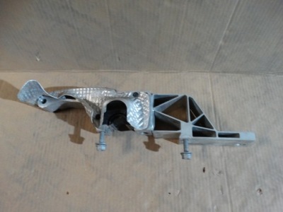 Ideal кронштейн підрамник правий porsche panamera 970 1 фото №1