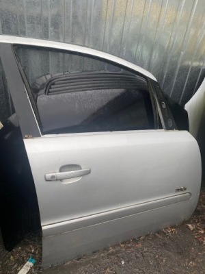 Opel zafira b двері z157 правий перед фото №1