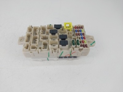 Коробка запобіжників 8637a910 mitsubishi space star ii 1.2 12v фото №1