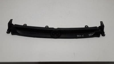 Mazda 323c решётка радиатора решётка радиатора решётка  радиатора фото №1