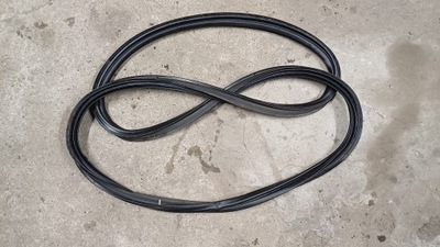 Hyundai i10 07-13 прокладка крышки багажника фото №1