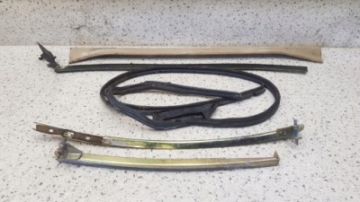 Направляющая прокладка стекло правая mercedes r129 фото №1