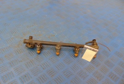 RENAULT MEGANE I 1.8B LISTWA WTRYSKOWA