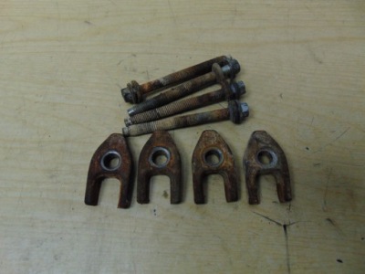 Trafic 2 vivaro 2.0 dci подножка кронштейн впрыска фото №1