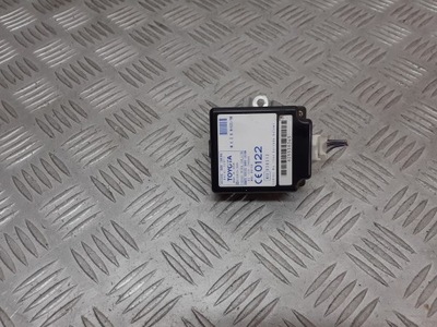 Блок управления модуль замка центрального toyota yaris i фото №1