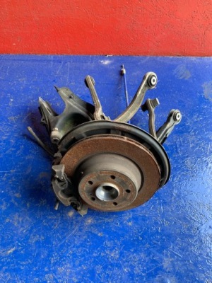 Поворотный кулак рычаги задняя правый mercedes glk w204 lift фото №1