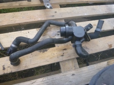 Труба шланг wody audi q5 8r 8r0819374d фото №1