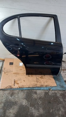 Двері праве задня seat toledo 02r sedan фото №1