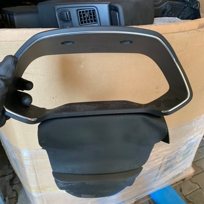 Renault captur ii рамка корпус лічильник прилади захист 682409204r фото №1