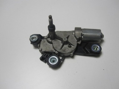 Моторчик дворники задний задняя mazda 3 2006r фото №1