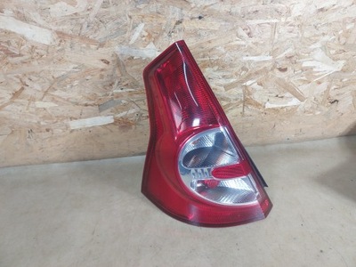 Dacia sandero i лампа лівий задня 8200734825 фото №1