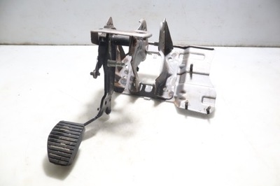 PEDAL CONJUNTO DE EMBRAGUE PEUGEOT 301 RESTYLING  