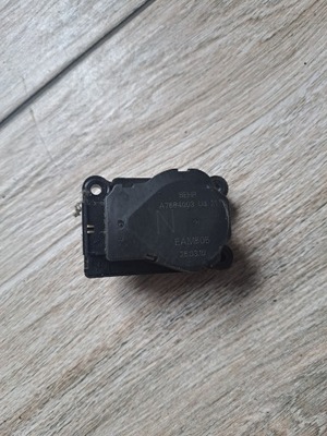 Моторчик клапан крышка отопителя behr man mercedes daf renault a7584003 фото №1