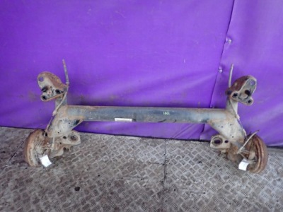 Ford fusion 02-05 вісь  задня балка задній гальмівні барабани фото №1