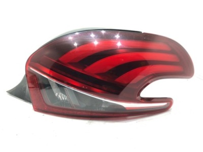 Лампа правий задня peugeot 208 i 9825601180 хетчбек фото №1