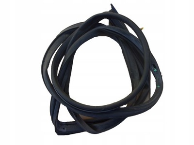 Прокладка двері правий задня volvo v40 фото №1