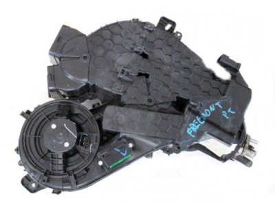 Fiat freemont 2.0 m-jet отопитель воздуходувка t1001762se фото №1