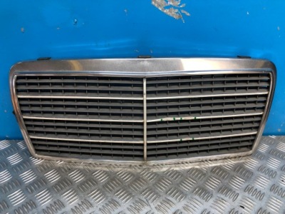 Mercedes-benz оригінальний номер 1248880323 решітка радіатора решітка радіатора фото №1