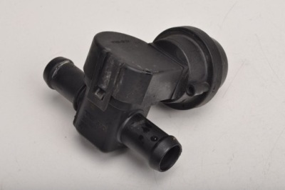 Volvo s60 ii v60 v40 ii 2.0 d4 181km труба шланг води 31338891 фото №1