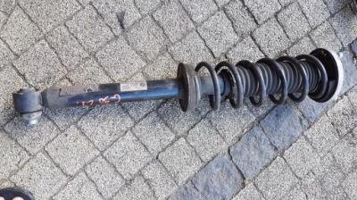 Амортизатор лівий задня bmw seria 5 g30 6866615 фото №1