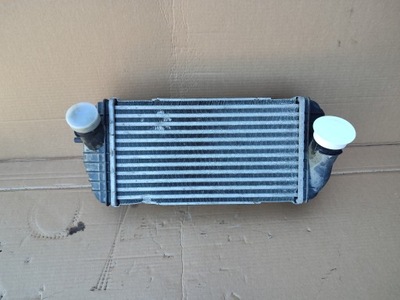 Радіатор інтеркулер hyundai tucson iii sportage фото №1