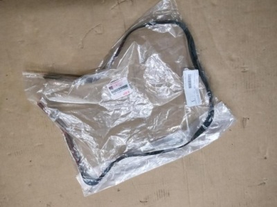 Прокладка молдинг стекло задний suzuki vitara 2014- оригинал nowa фото №1