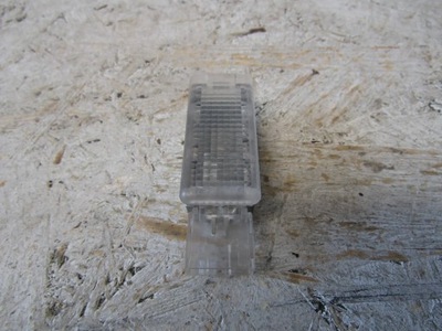 Seat ibiza iii лампа кабины фото №1