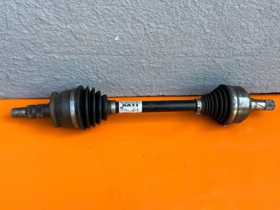 Opel insignia a рестайлинг  22796273 aatj приводной вал левая оригинал . фото №1