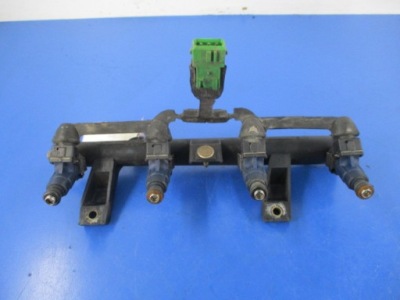 Citroen xsara 1.6 молдинг форсунки 0280155794 фото №1