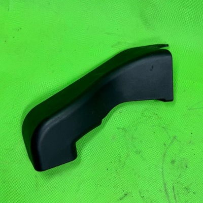 Защита направляющая накладка заглушка audi a6 c5 4b0881479 фото №1