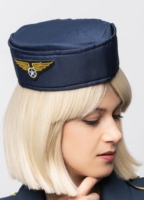 Nakrycie głowy stewardessy