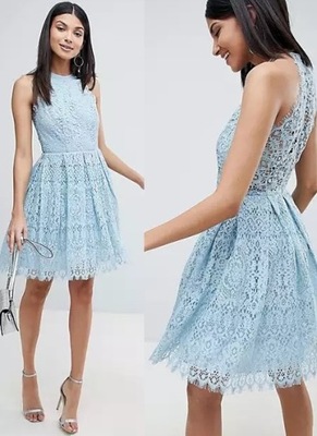 sukienka koronkowa rozkloszowana niebieska 36 S