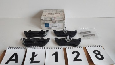 Mercedes ml w163 гальмівні колодки гальмівні задня фото №1