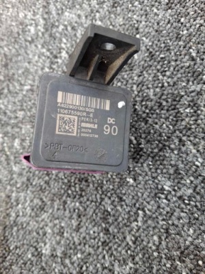 Реле свічка розжарювання renault 110675590r фото №1