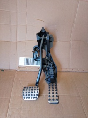 Педаль тормоза газа mercedes cla gla w118 w247 фото №1