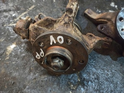 Поворотний кулак з ступиця правий перед vivaro 2.0 фото №1