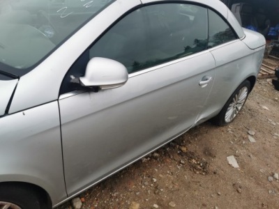 Двері передні ліва перед vw eos 08r lk7w фото №1