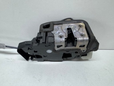 Замок доводчик двері mercedes x247 a0997302901 a1770032999 фото №1