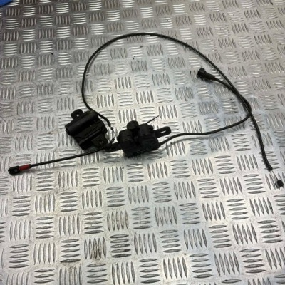 Замки капот комплект v40 ii фото №1