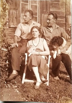 RODZINA,PIES