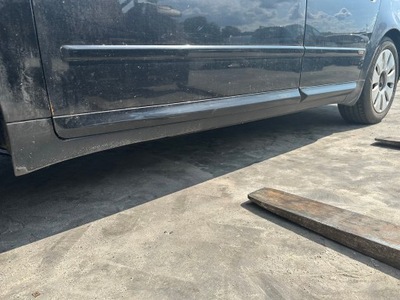 Молдинг порог левая audi a4 b7 avant lz9y фото №1