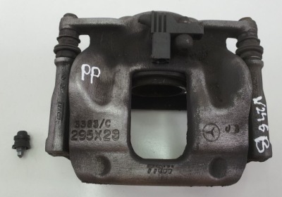 Суппорт правый перед mercedes w246 w176 w117 1.6 cgi фото №1