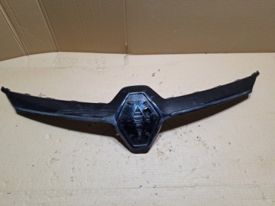 Решітка радіатора решітка радіатора renault clio v 5 620782147r фото №1